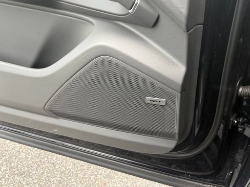 Certified 2023 Porsche Cayenne Platinum Edition AWD/4WD image 26