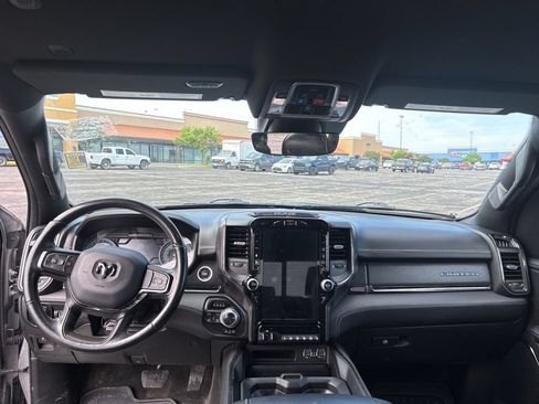 Used 2022 RAM 1500 Limited w/ Off-Road Group AWD/4WD image 11