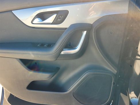 Used 2020 Chevrolet Blazer LT image 21