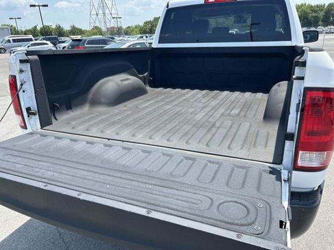 Used 2018 RAM 1500 Tradesman w/ Popular Equipment Group RWD image 17
