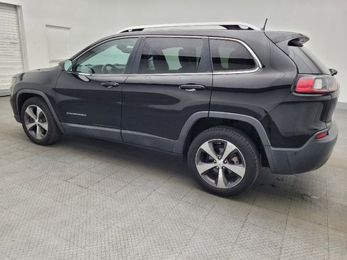Used 2019 Jeep Cherokee Limited w/ Technology Group FWD image 3
