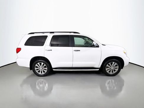 Used 2017 Toyota Sequoia Limited w/ Safety & Convenience Package AWD/4WD image 5
