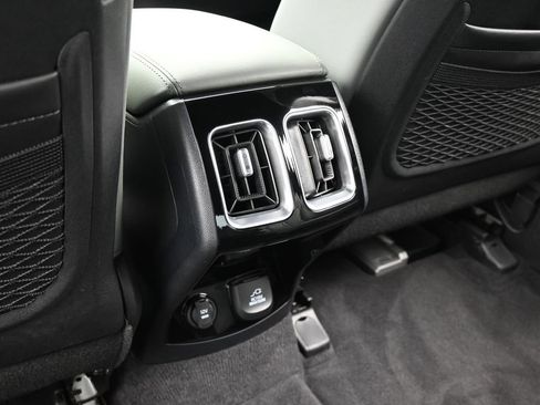 Used 2024 Kia Sorento SX Prestige w/ Sage Leather Package image 55