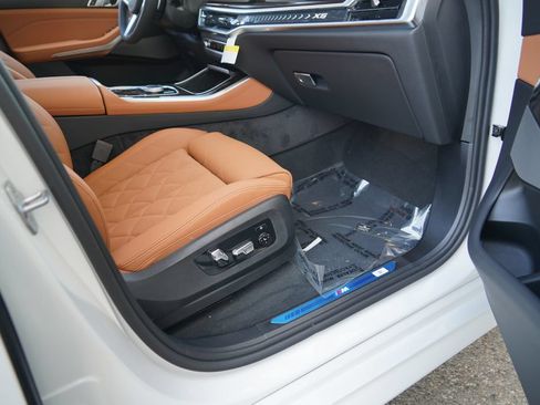 New 2026 BMW X5 sDrive40i w/ M Sport Package RWD image 18