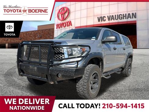 Used 2018 Toyota Tundra SR5 w/ SR5 Upgrade Package image 1