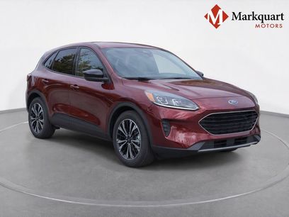 Used 2021 Ford Escape SE w/ SE Sport Appearance Package