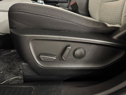 Used 2023 Ford Escape Active image 14