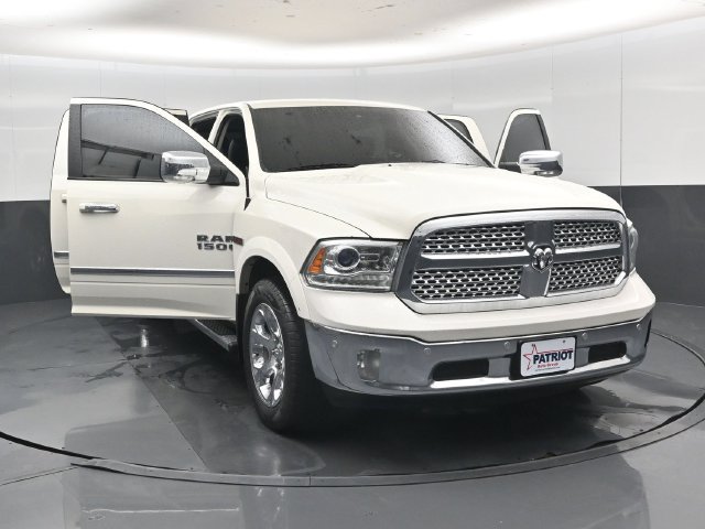 Used 2018 RAM 1500 Laramie w/ Convenience Group AWD/4WD image 59