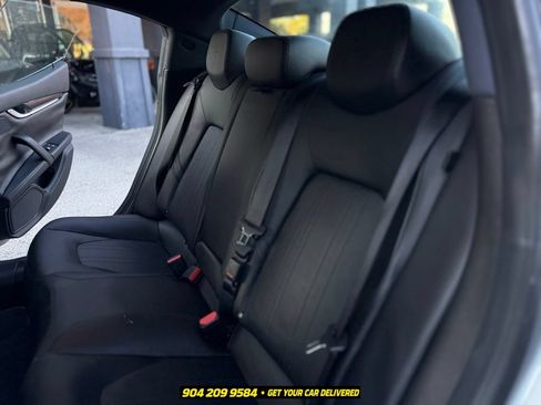 Used 2018 Maserati Ghibli RWD image 30