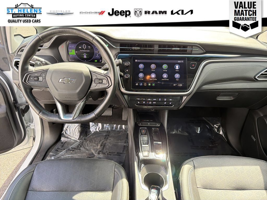 Used 2022 Chevrolet Bolt LT w/ Infotainment Package FWD image 14