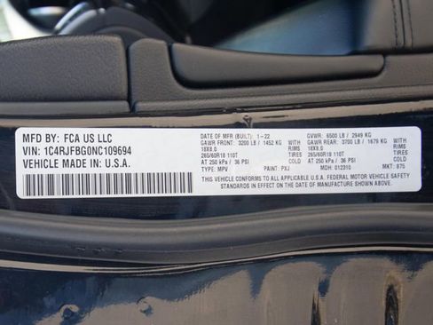 Used 2022 Jeep Grand Cherokee Limited image 26