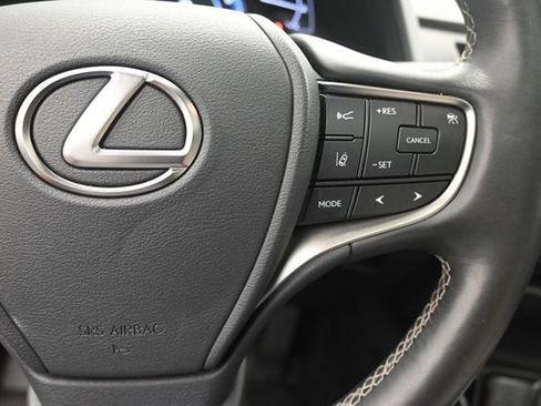 Used 2020 Lexus UX 200 w/ Premium Package FWD image 14