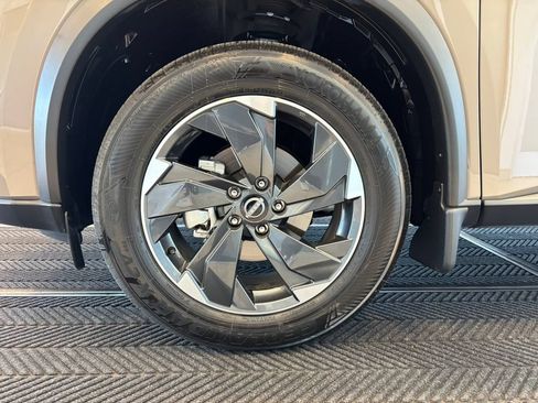 Certified 2024 Nissan Rogue SV w/ SV Premium Package AWD/4WD image 12