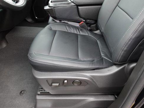 Used 2024 GMC Sierra 1500 Elevation image 14