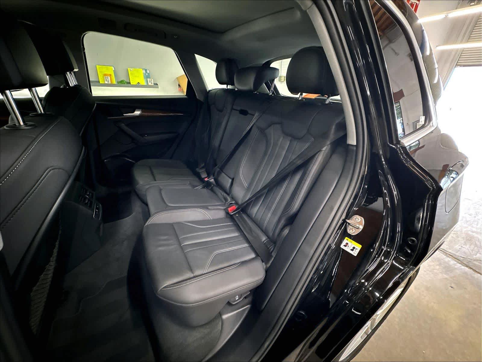 Used 2024 Audi Q5 e Premium AWD/4WD image 28