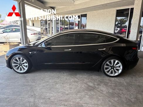 Used 2018 Tesla Model 3 Long Range RWD image 7