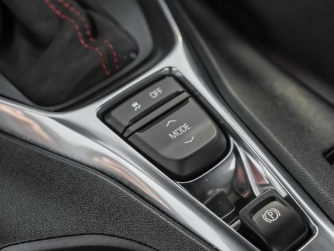 Used 2020 Chevrolet Camaro ZL1 image 23