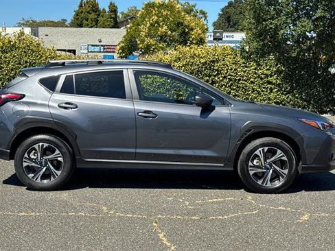 Certified 2025 Subaru Crosstrek 2.5i Premium AWD/4WD image 2
