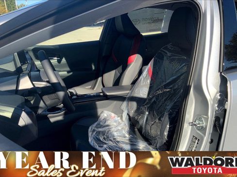 New 2026 Toyota Prius Plug-In Hybrid image 11