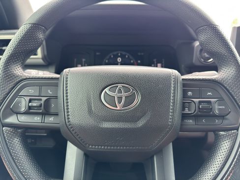 Certified 2024 Toyota Tacoma SR5 AWD/4WD image 16