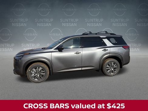 New 2025 Nissan Pathfinder SV image 3