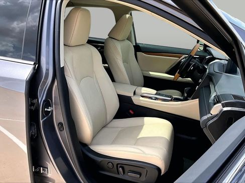 Used 2022 Lexus RX 350 FWD w/ Premium Package image 9