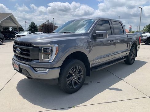 Used 2022 Ford F150 Lariat w/ Equipment Group 502A High AWD/4WD image 3