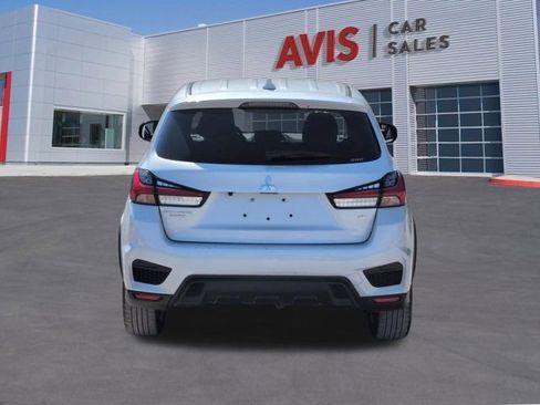Used 2025 Mitsubishi Outlander Sport SE AWD/4WD image 7