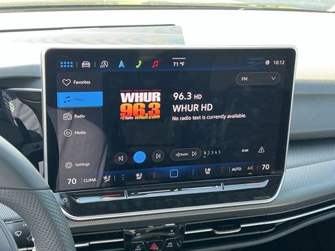 Used 2026 Volkswagen Golf AWD/4WD image 26