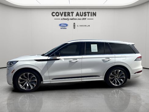 Certified 2020 Lincoln Aviator Grand Touring w/ Equipment Group 302A AWD/4WD image 2