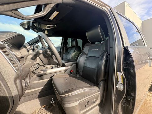 Used 2022 RAM 3500 Laramie w/ Night Edition image 23