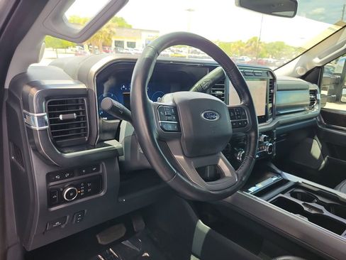 Used 2024 Ford F250 Lariat w/ Lariat Ultimate Package AWD/4WD image 16