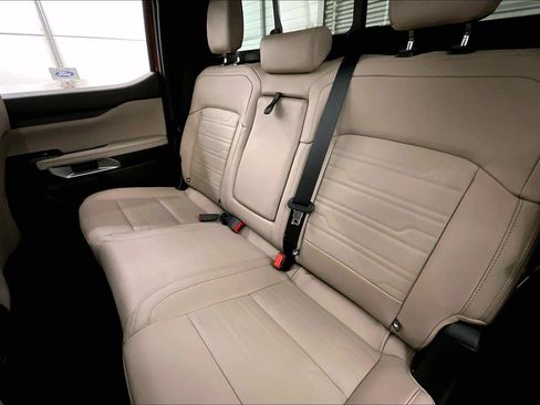 Certified 2024 Ford Ranger Lariat w/ Advanced Towing Package image 25