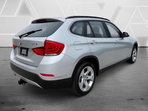 Used 2015 BMW X1 sDrive28i image 8