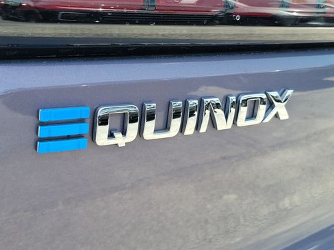 Used 2024 Chevrolet Equinox EV LT FWD image 11