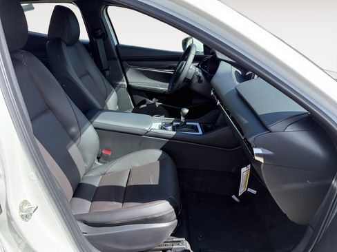 New 2026 MAZDA MAZDA3 2.5 S Hatchback w/ Premium Pkg FWD image 19