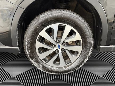 Used 2020 Subaru Outback Premium image 14