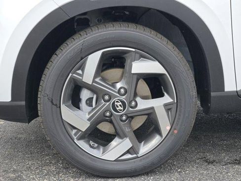 New 2026 Hyundai Venue SEL image 8