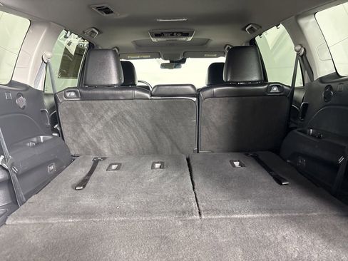 Used 2017 Honda Pilot Touring image 29