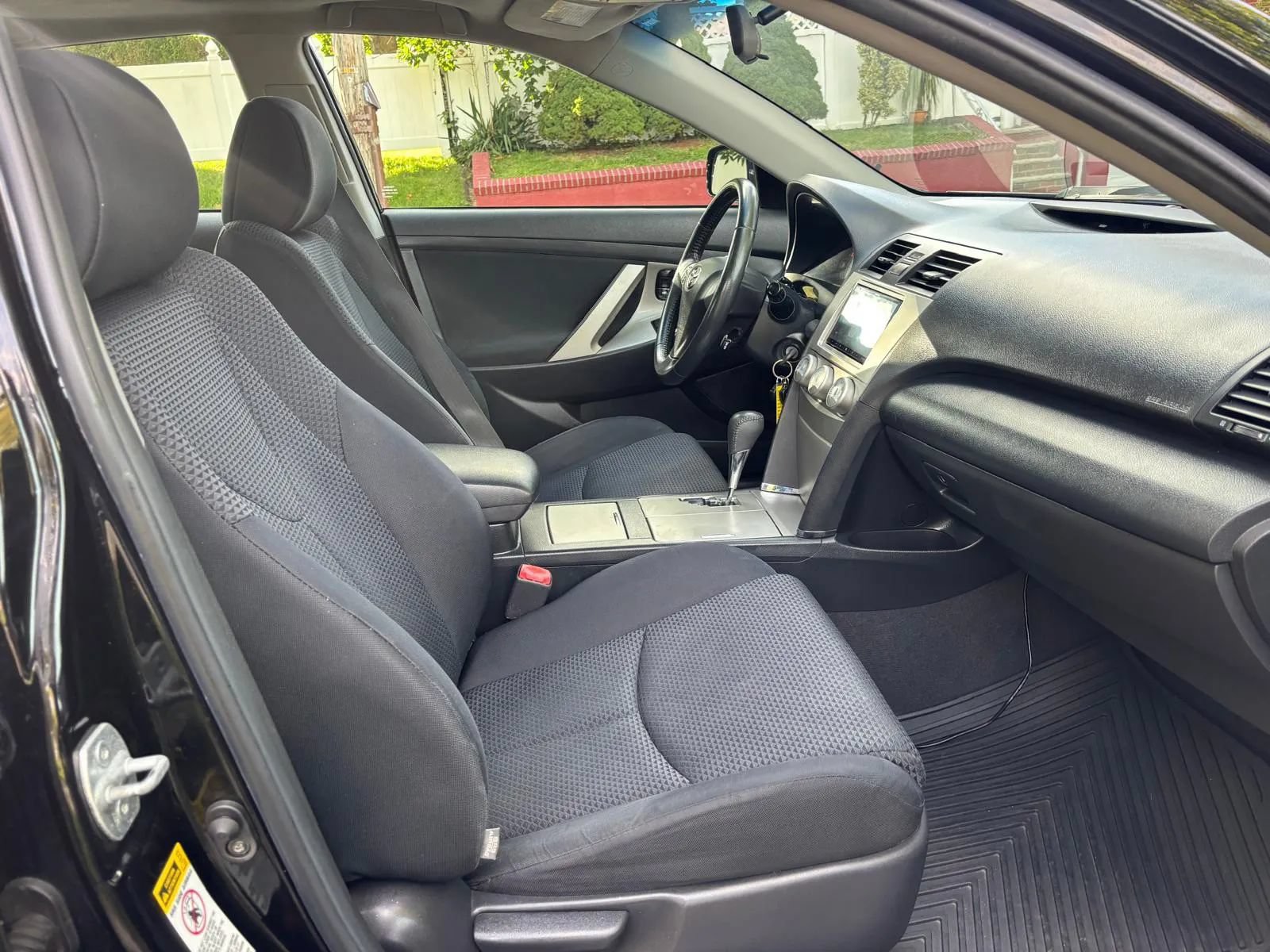 Used 2011 Toyota Camry SE w/ SE Extra-Value Pkg #1 FWD image 26