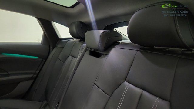 Used 2025 Audi A6 e-tron Premium Plus w/ Premium Plus RWD image 45