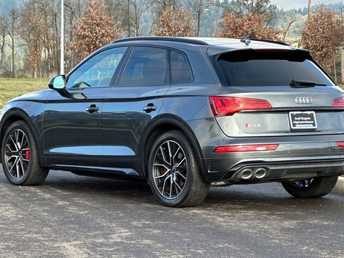 Used 2021 Audi SQ5 Premium Plus w/ Premium Plus Package image 5
