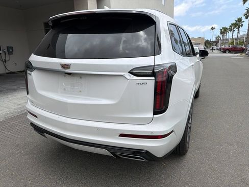 Used 2023 Cadillac XT6 Sport w/ Technology Package AWD/4WD image 8