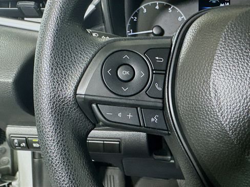 Certified 2025 Toyota Corolla LE FWD image 16