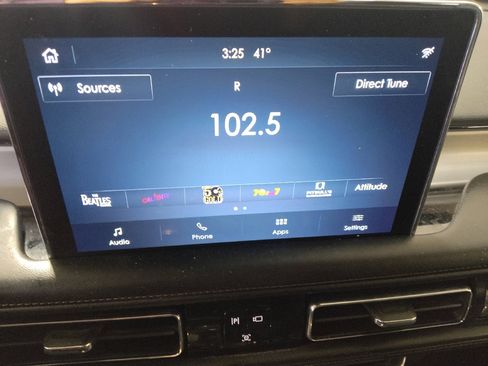 Used 2021 Lincoln Aviator 2WD image 25