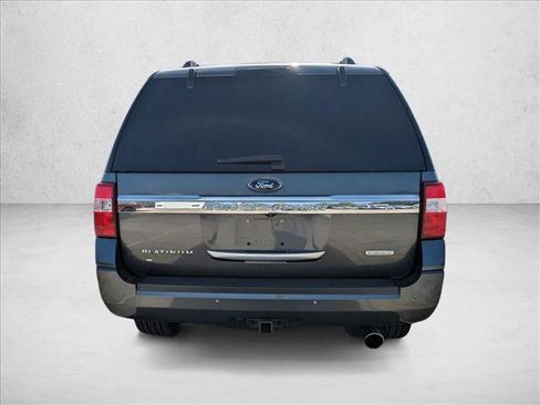 Used 2017 Ford Expedition EL Platinum image 6