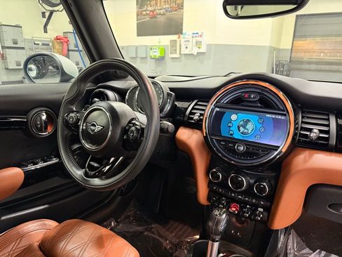 Used 2019 MINI Cooper S FWD image 26