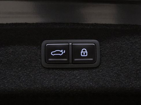 Certified 2026 Genesis G80 2.5T Advanced image 23