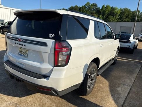 Used 2021 Chevrolet Tahoe Z71 w/ Rear Media and Nav Package AWD/4WD image 17