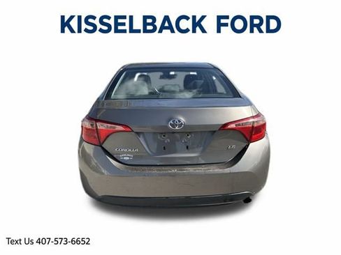 Used 2018 Toyota Corolla LE image 4